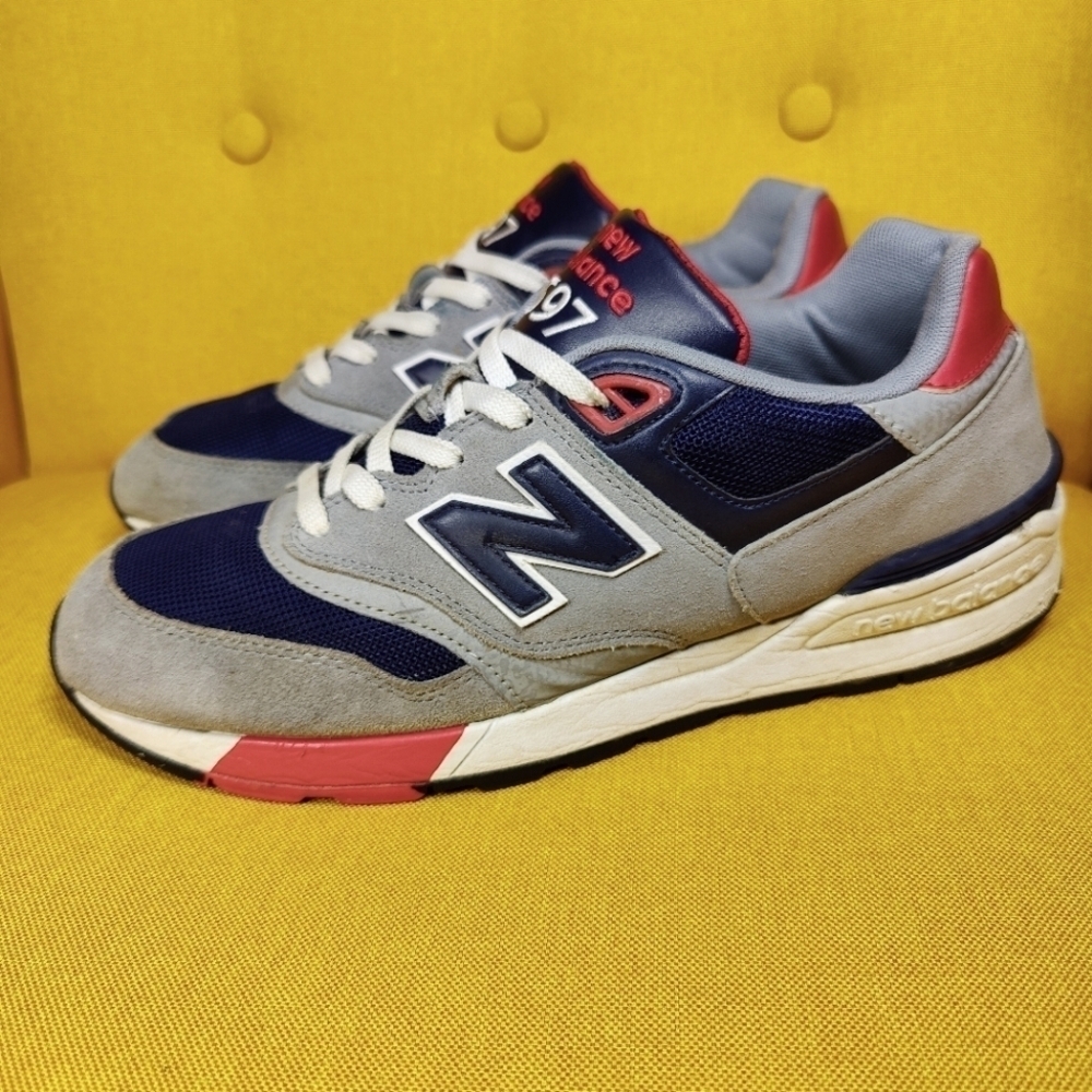 New Balance  597 V1 Gray Red Navy Lace Up Sneakers Casual Men's Shoes Size 10